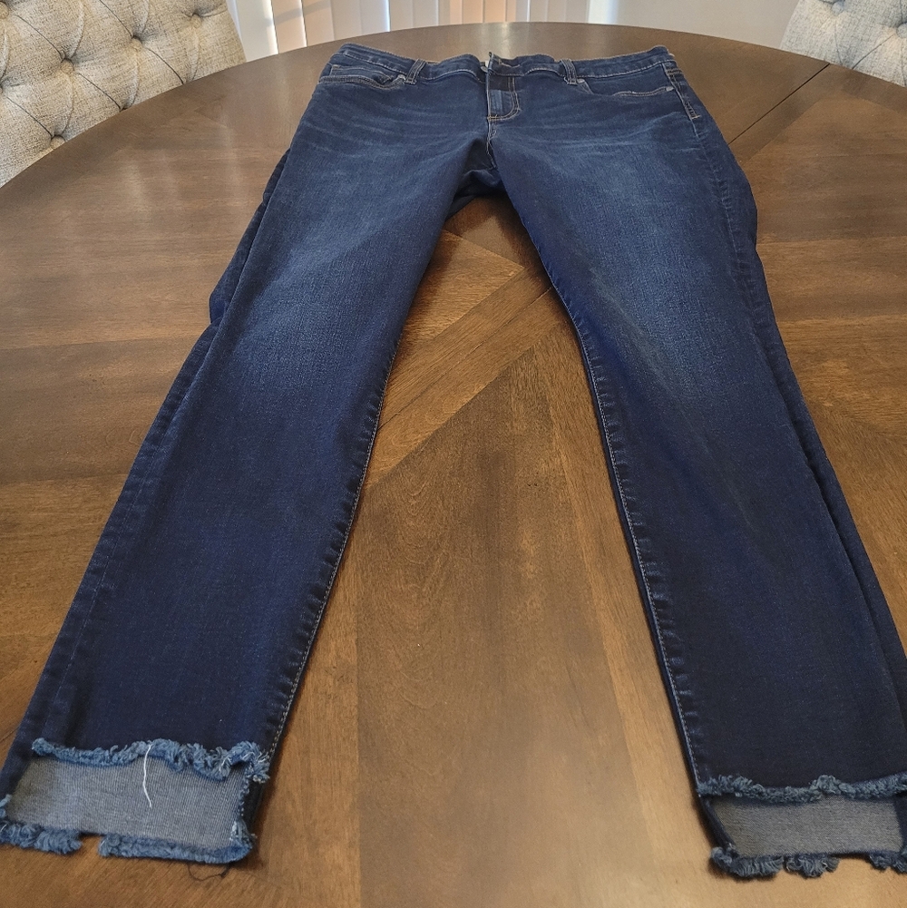 Kut Women's  Dark Blue Connie ankle jeans.  Size 12
